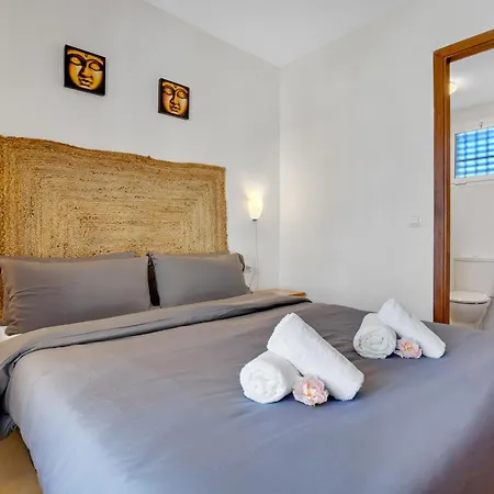 Vistamarina 202b By Ivi Real Estate Apartment